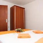 With Parking Space Orebic, Peljesac - 10251 アパート