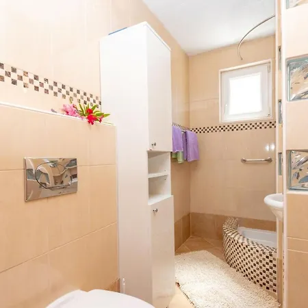 With Parking Space Orebic, Peljesac - 10251