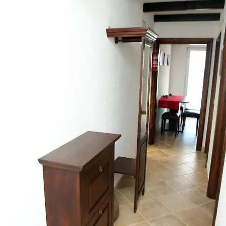 Apartments With Parking Space Orebic, Peljesac - 10251 *