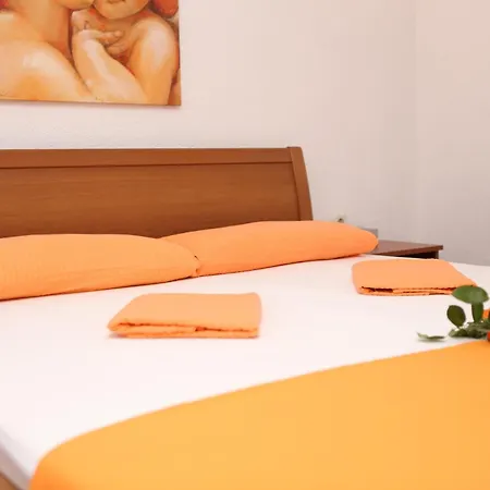 With Parking Space Orebic, Peljesac - 10251 Apartament Orebić