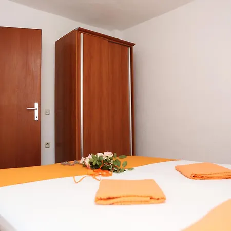 Apartments With Parking Space Orebic, Peljesac - 10251 Apartment