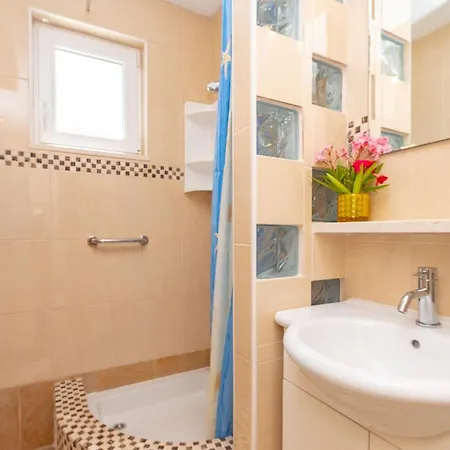 Apartments With Parking Space Orebic, Peljesac - 10251 Apartment