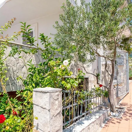 Apartments With Parking Space Orebic, Peljesac - 10251 Apartment *