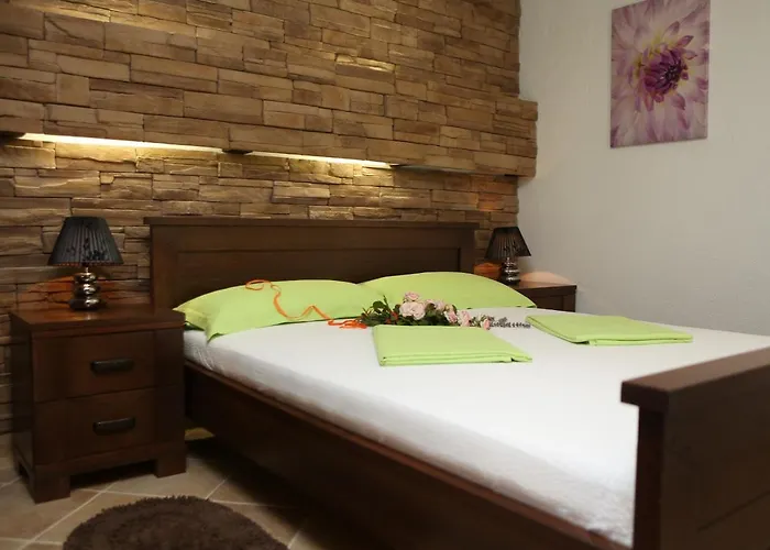 Apartman With Parking Space Orebic, Peljesac - 10251 *